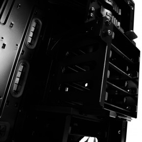  NZXT Phantom 410 Black (CA-PH410-B1) 3