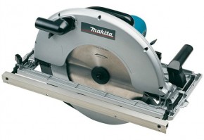   Makita 5143R