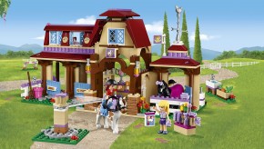  Lego Friends       (41126) 12