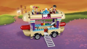  Lego Friends   -    (41129) 12