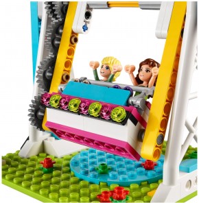  Lego Friends     (41133) 7