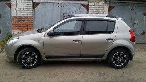   Cobra Tuning R11309  Renault Sandero 2009