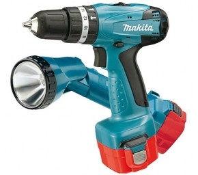   - Makita 8271DWALE 4