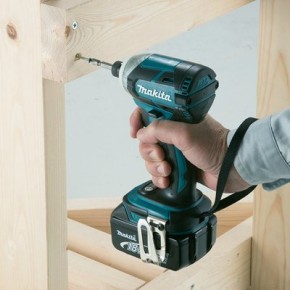 - Makita DTD148Z 6