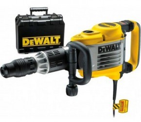   DeWalt D25902K 4