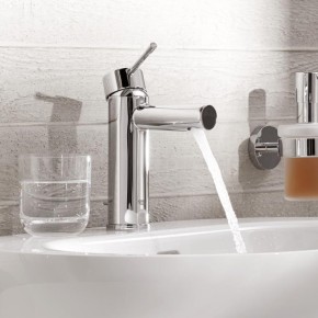    Grohe Essence New 32899001 3