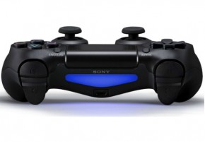   Sony PS4 1TB +2 Dualshock 4 18