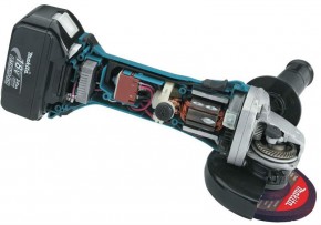    Makita DGA452Z 3