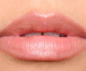   Chanel Rouge Coco 410 7