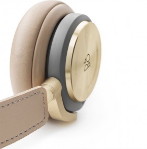  Bang&Olufsen BeoPlay H8 Argilla Bright 3