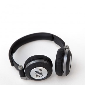  JBL On-Ear Headphone Synchros E40BT Black (E40BTBLK) 4