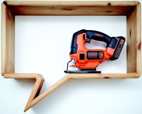   Black & Decker BDCJS18 5