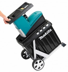   Makita UD2500 3