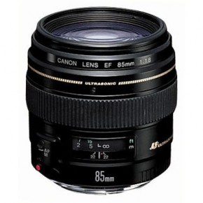  Canon EF 85mm f/1.8 USM