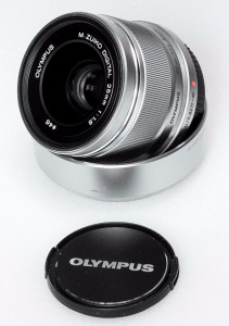  Olympus ES-M2518 25mm 1:1.8  7