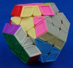 - QiYi Galaxy Megaminx Sculpture (QYXMD1) 4