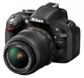  Nikon D5200 18-55mm VR Kit  