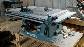   Makita MLT100 4