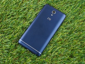   ZTE Blade A510 Blue 4