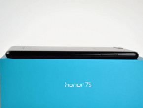  Honor 7S 2/16Gb Black *EU 8