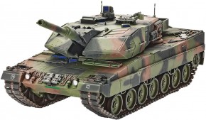   Revell 4-   Leopard 2A5/A5NL 1995  1:35 12+ (3243)