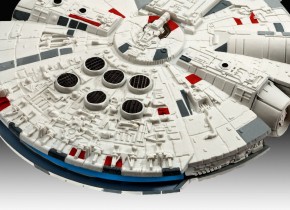   Revell 3-  Star Wars   Millennium Falcon 1:241 10+ (63600) 6