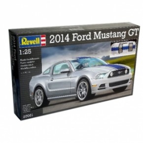   Revell 3-   2014 Ford Mustang GT 1:25 10+ (7061) 3