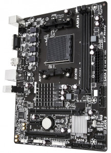   GIGABYTE GA-78LMT-S2_R2 (GA-78LMT-S2_R2) 4