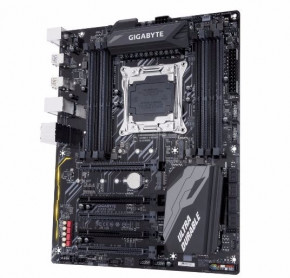   Gigabyte X299 UD4 5