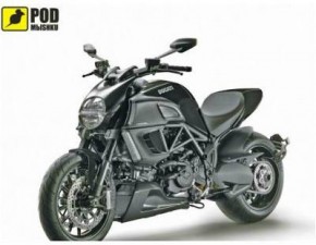    Podmyshku Ducati diavel 