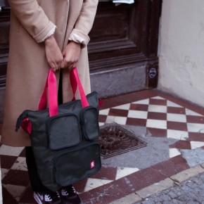  Crumpler The Condo Tote grey black/deep pink (TCOT-002) 12