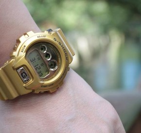   Casio G-SHOCK DW-6900GD-9ER 4