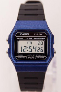   Casio F-91WM-2ADF 4