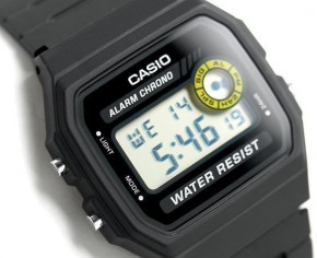   Casio F-94WA-8DG 4