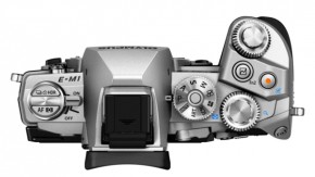  Olympus E-M1 Body Silver 7