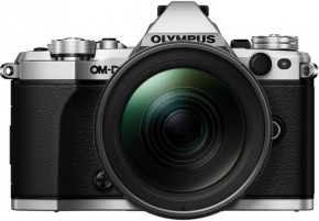  Olympus E-M5 mark II 12-40 PRO Kit 