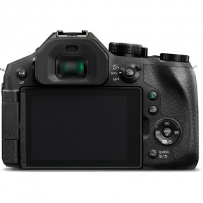   Panasonic Lumix DMC-FZ300 11