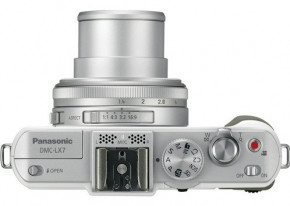  Panasonic Lumix DMC-LX7 White (12 ) 5