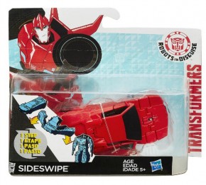  Hasbro -- - (B0068) 4