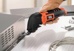      Black & Decker 300/MT218K 13