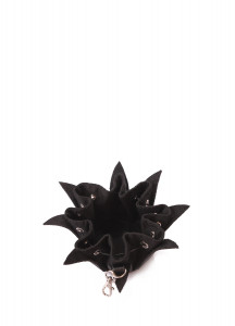  - Poolparty  (keychain-flower-black) 5