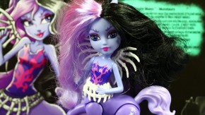 - Monster High   (DGD12-1) 8