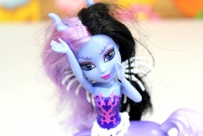 - Monster High   (DGD12-1) 9