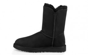  UGG Bailey Button Azalea 40UA Black 4