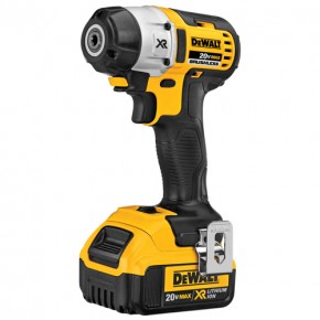  DeWalt DCF895M2 3