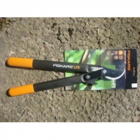   Fiskars PowerGear P112200 4