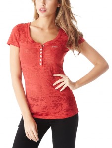   Guess Kelley Burnout Henley XS Heartache Red