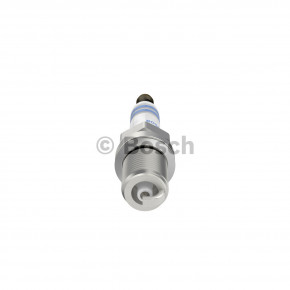   Bosch 0 242 235 749  Renault/Volvo 5