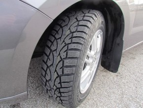   General Altimax ARCTIC 215/55 R16 93Q 8