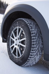   Nokian Hakkapeliitta R2 SUV 215/60 R17 100R XL 6